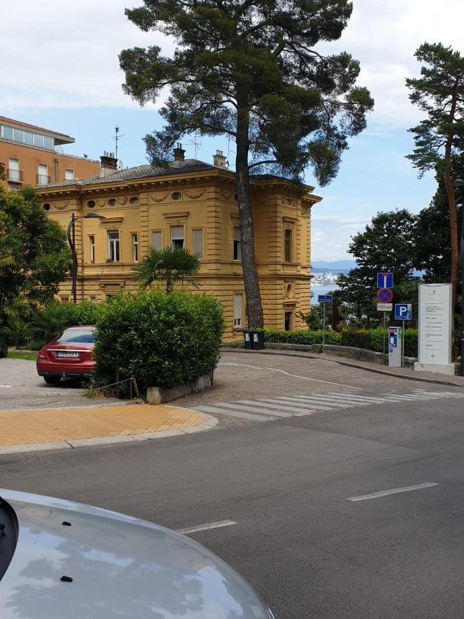 Apartment Sea Promenade - Opatija Center Екстериор снимка